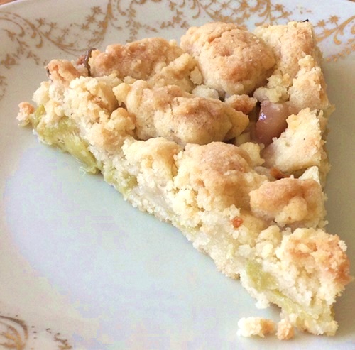 Rhabarberkuchen mit Vanillestreuseln: schnell, einfach, aus nur 6 Zutaten