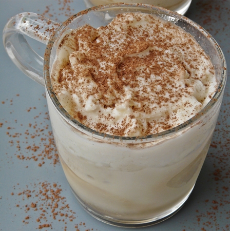 Veganes Cappucino-Eis aus vier Zutaten