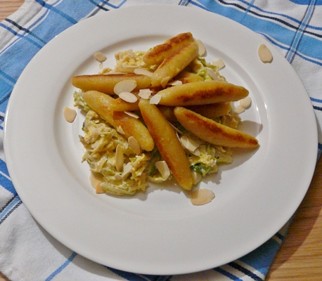 Vegane Schupfnudeln mit Senfwirsing