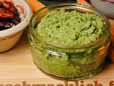 veganer Spinat-Walnuss-Dip